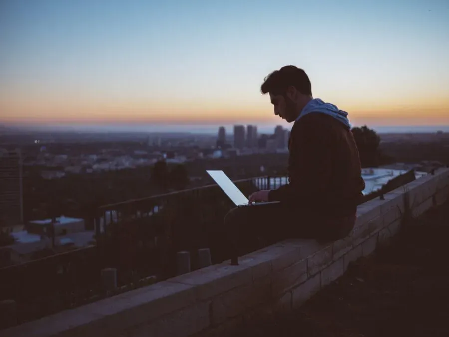 AI Interview Software: What Features Should Admissions Teams Look For?
